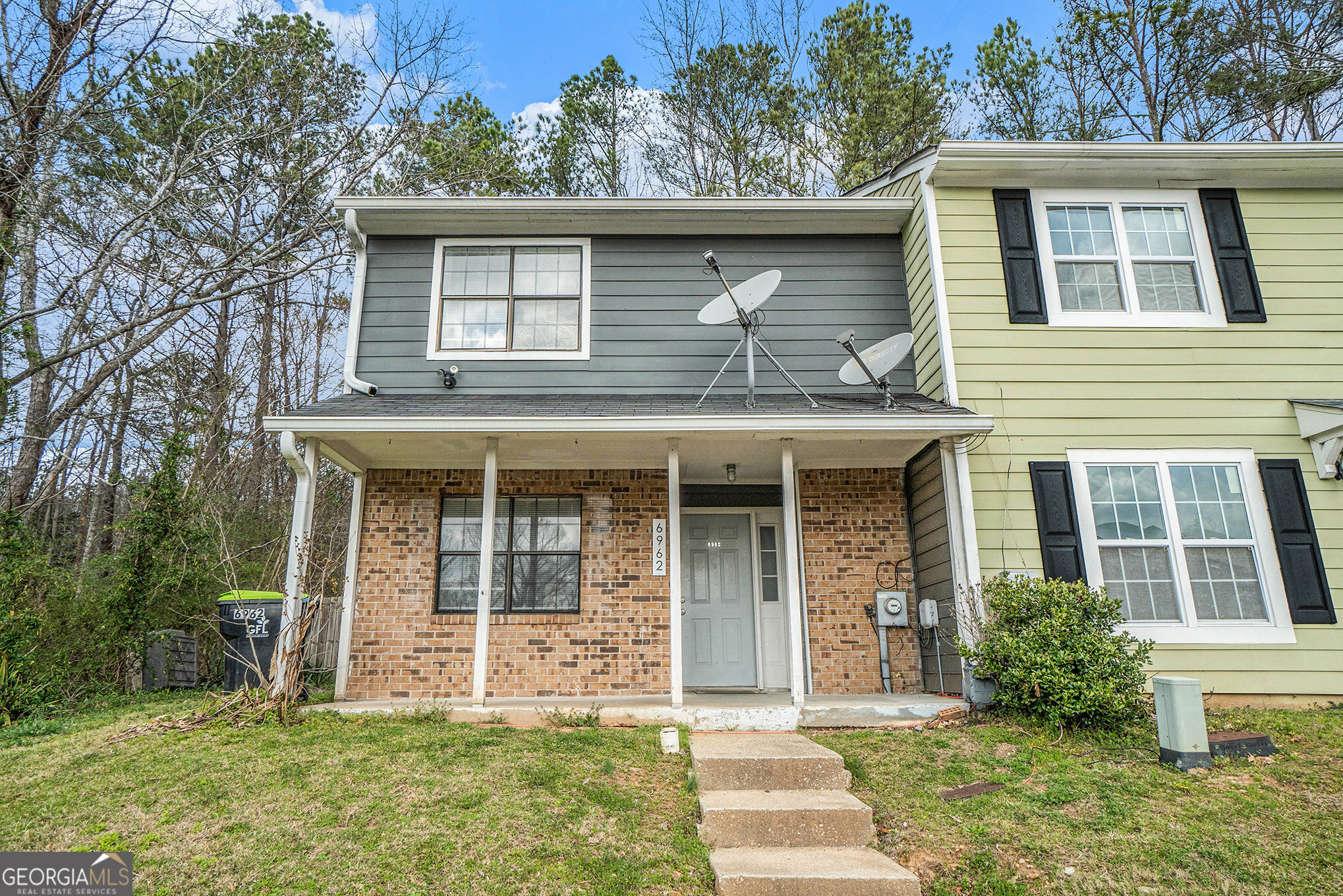 6962 Oakhill Circle Property Photo