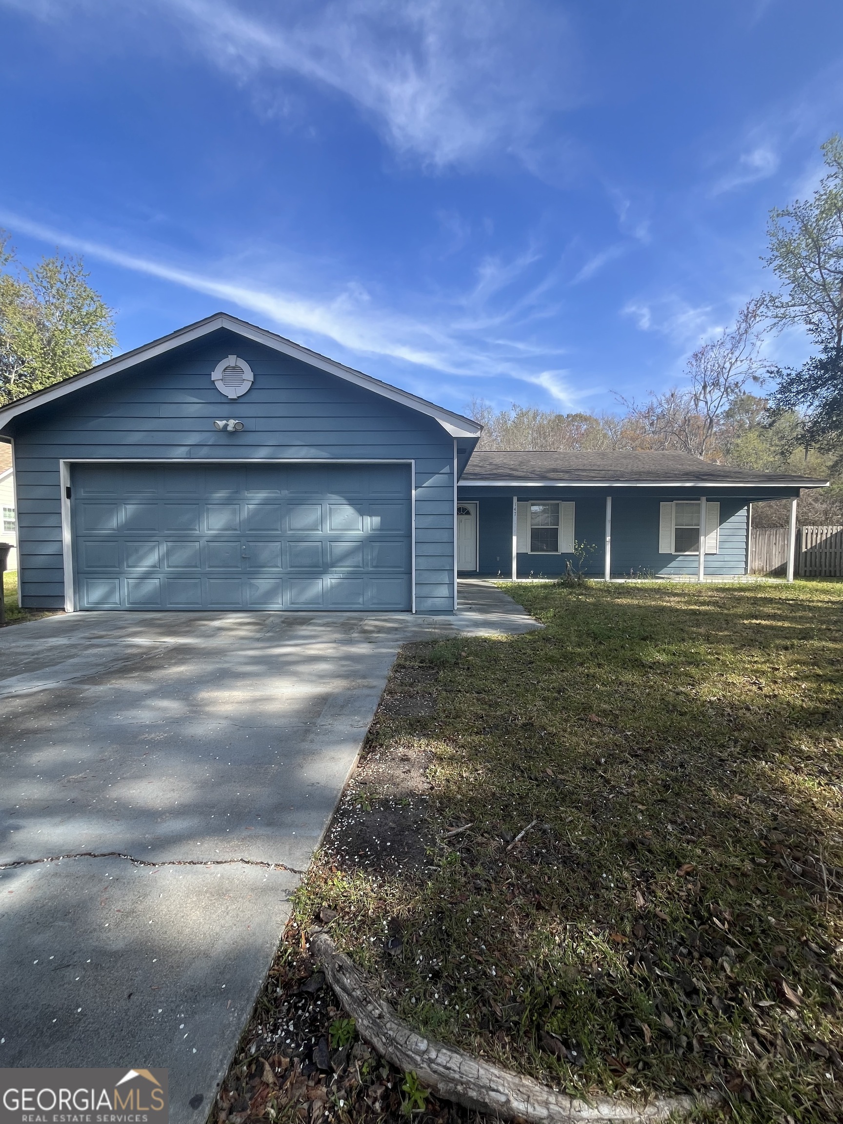 147 Lakeside Drive Property Photo