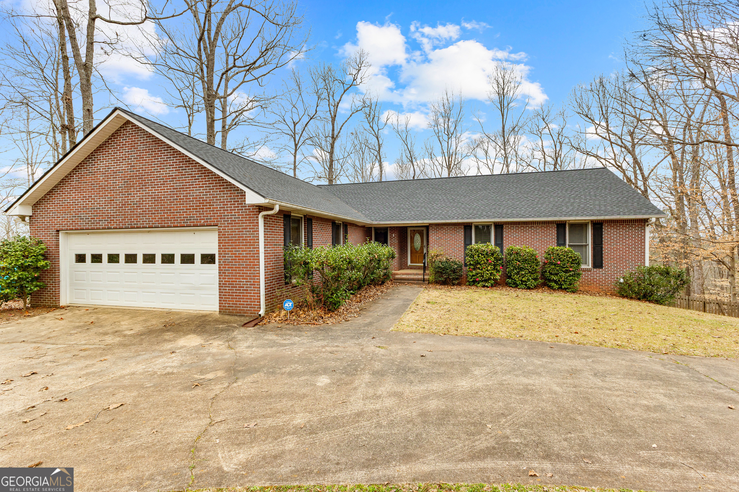 214 Long Cove Drive Property Photo