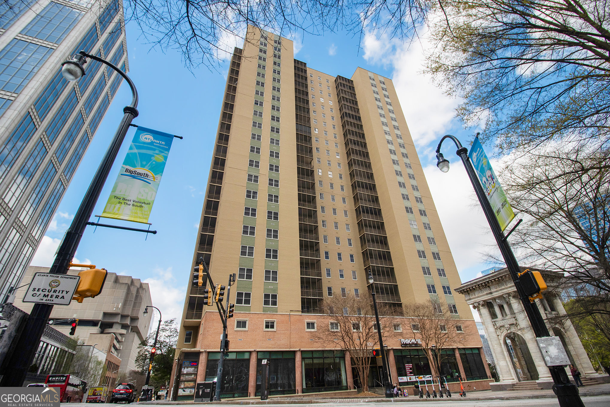 300 W Peachtree Street # 21k Property Photo