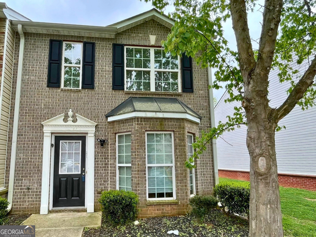 1843 Grove Way Property Photo