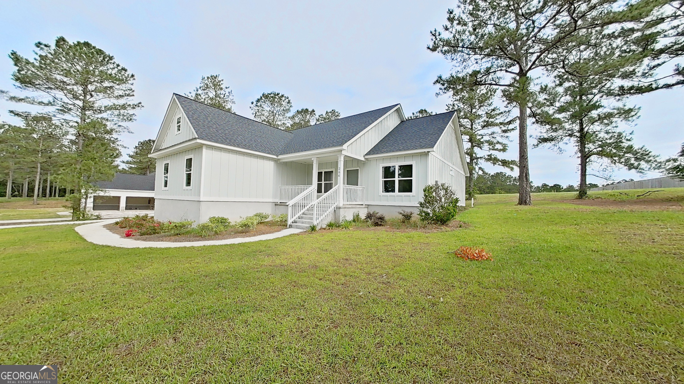 264 Woodridge Lane Property Photo 4