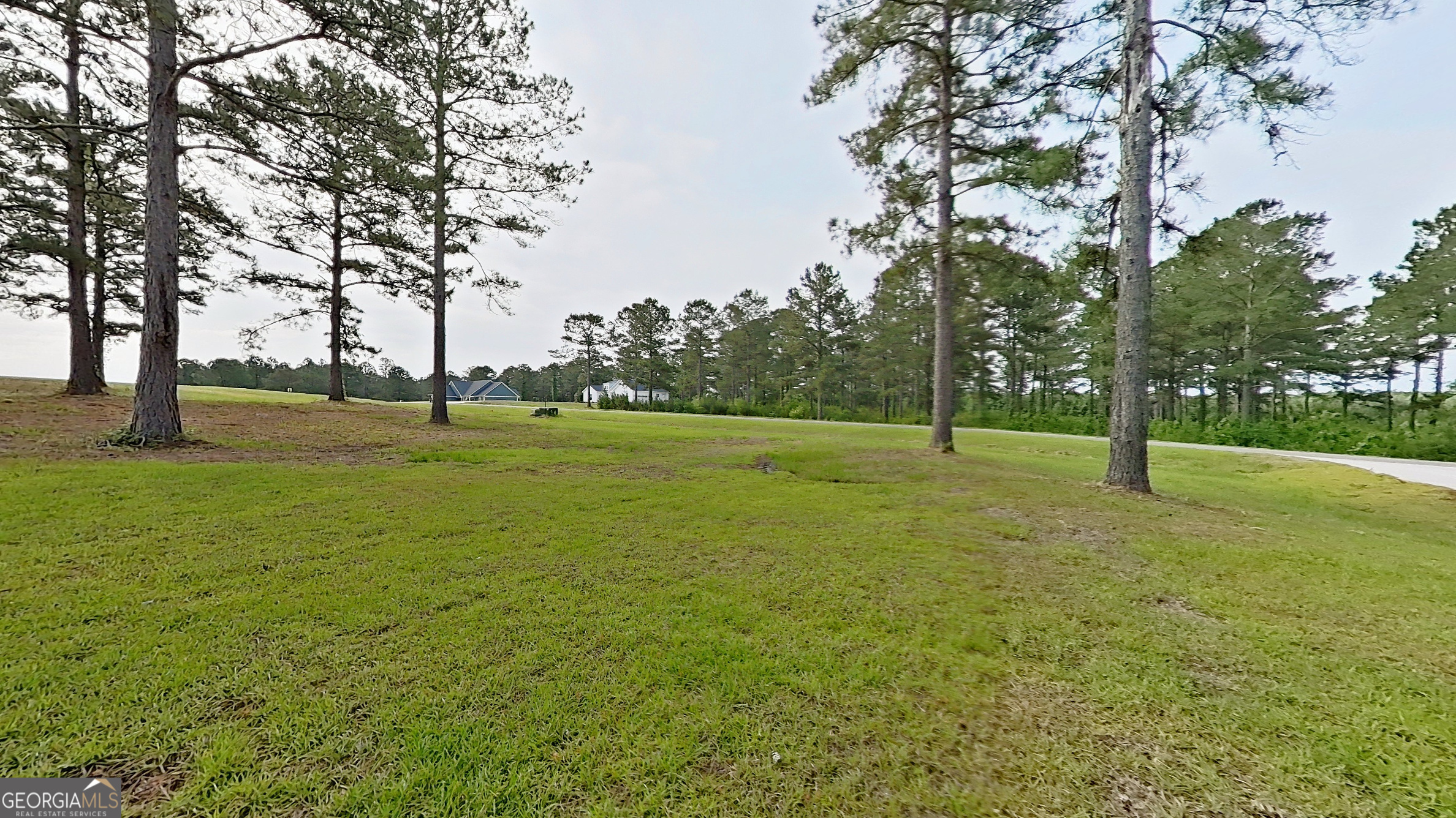 264 Woodridge Lane Property Photo 7