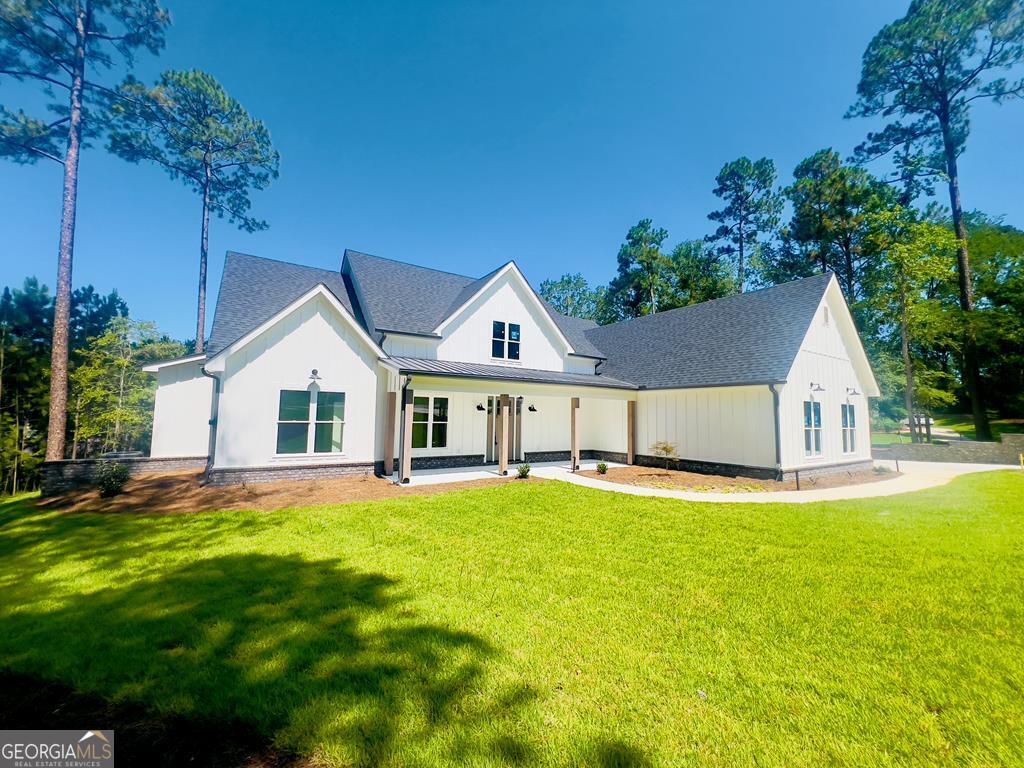 502 Eagles Way