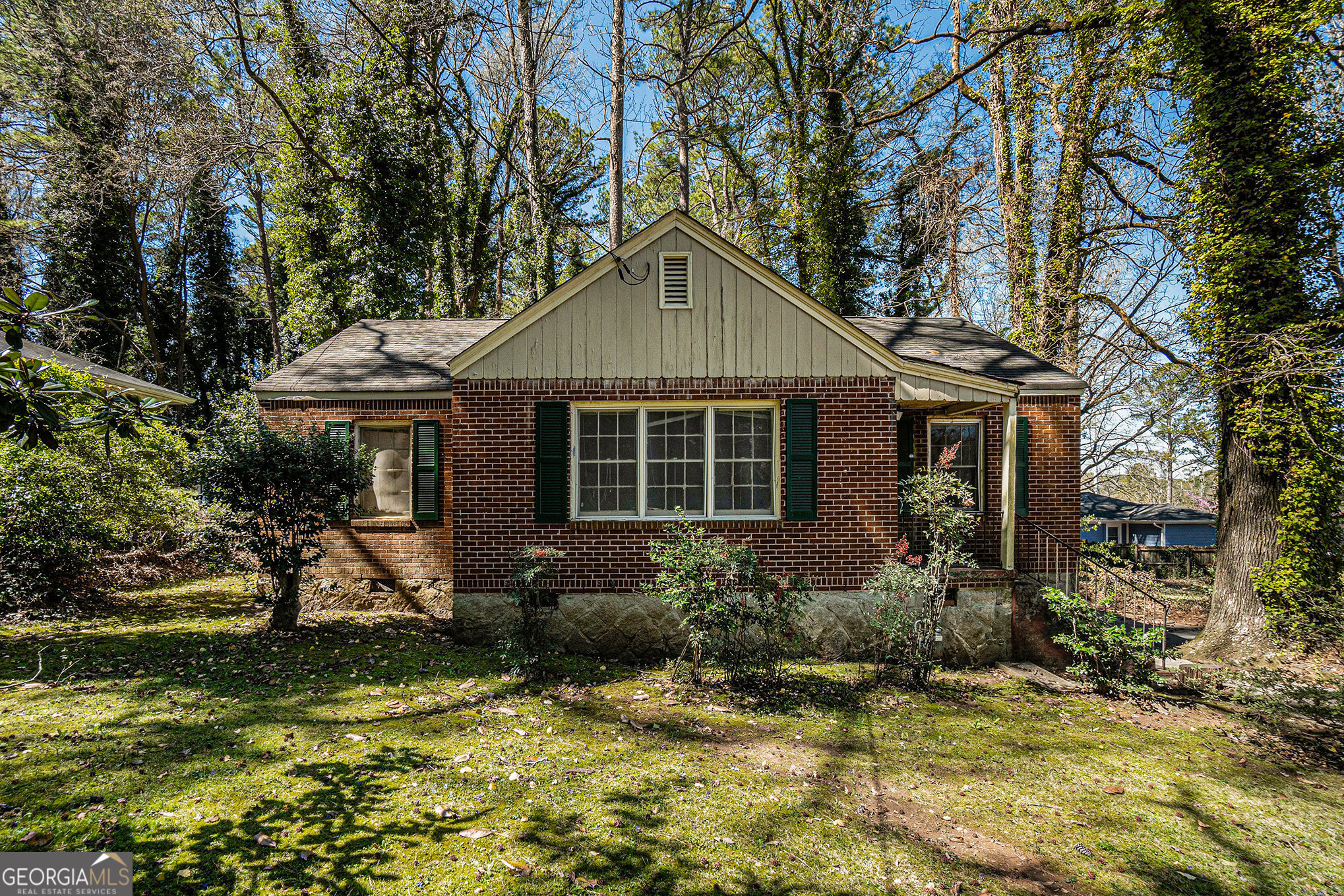 1833 Ridgeland Drive Property Photo 1