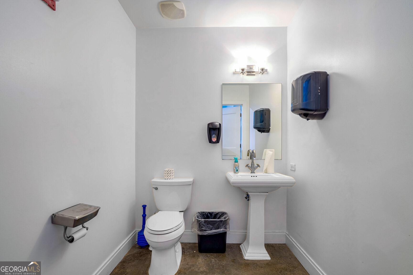 905 Juniper Street Ne # 110 Property Photo 21