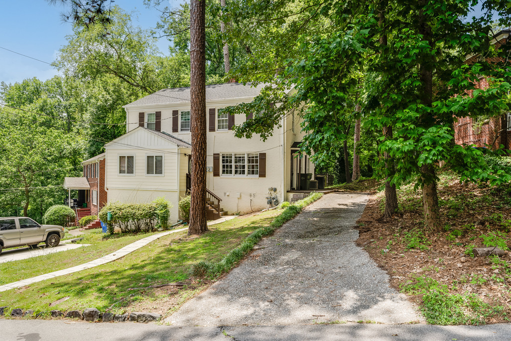233 Kinsey Court Ne # A Property Photo