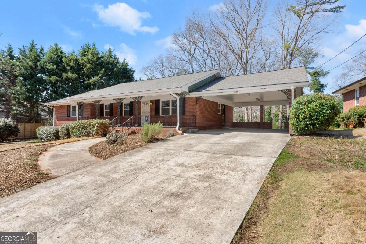 1421 Downs Drive Sw Property Photo