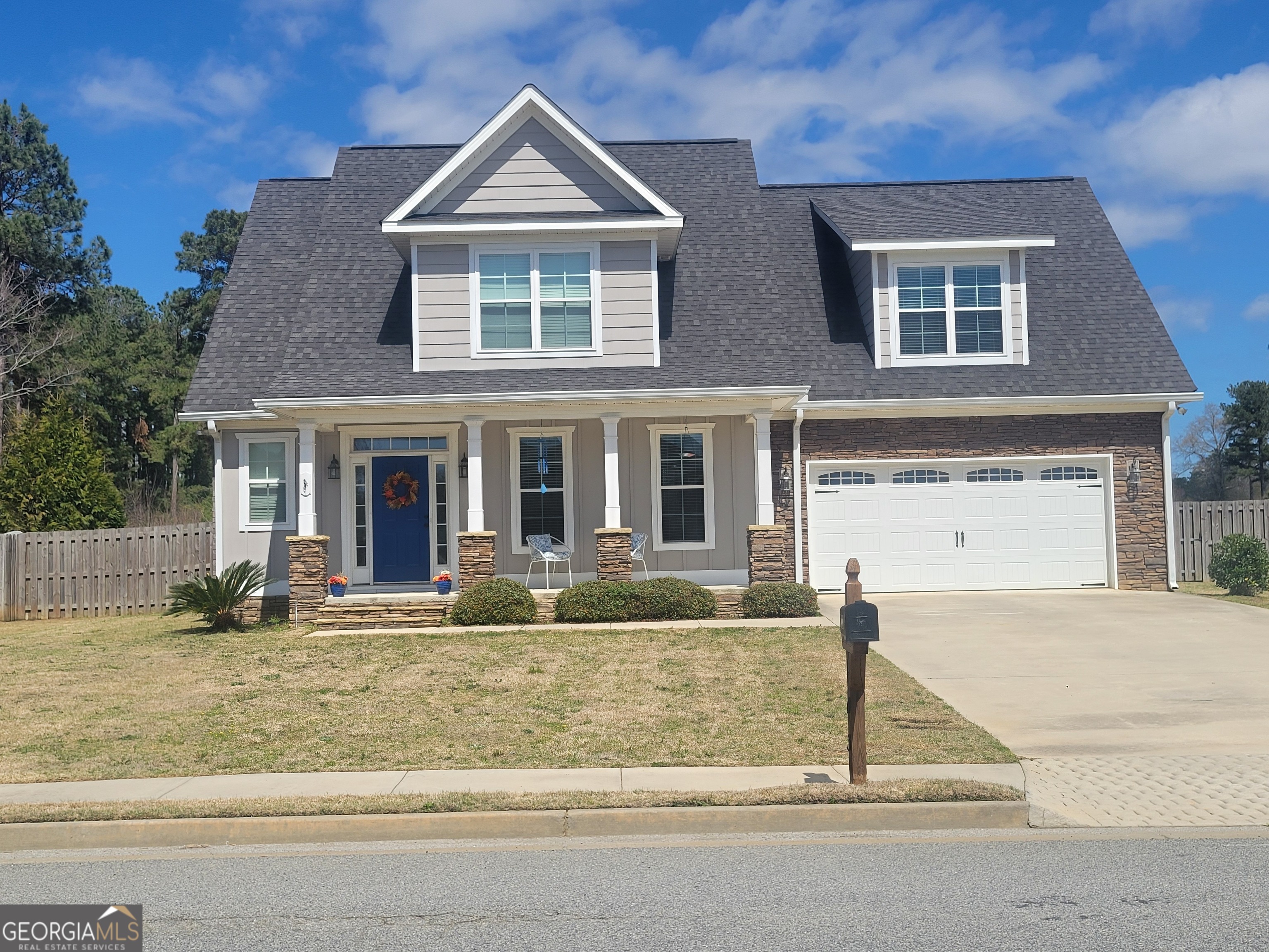 1023 Millbrook Way Property Photo