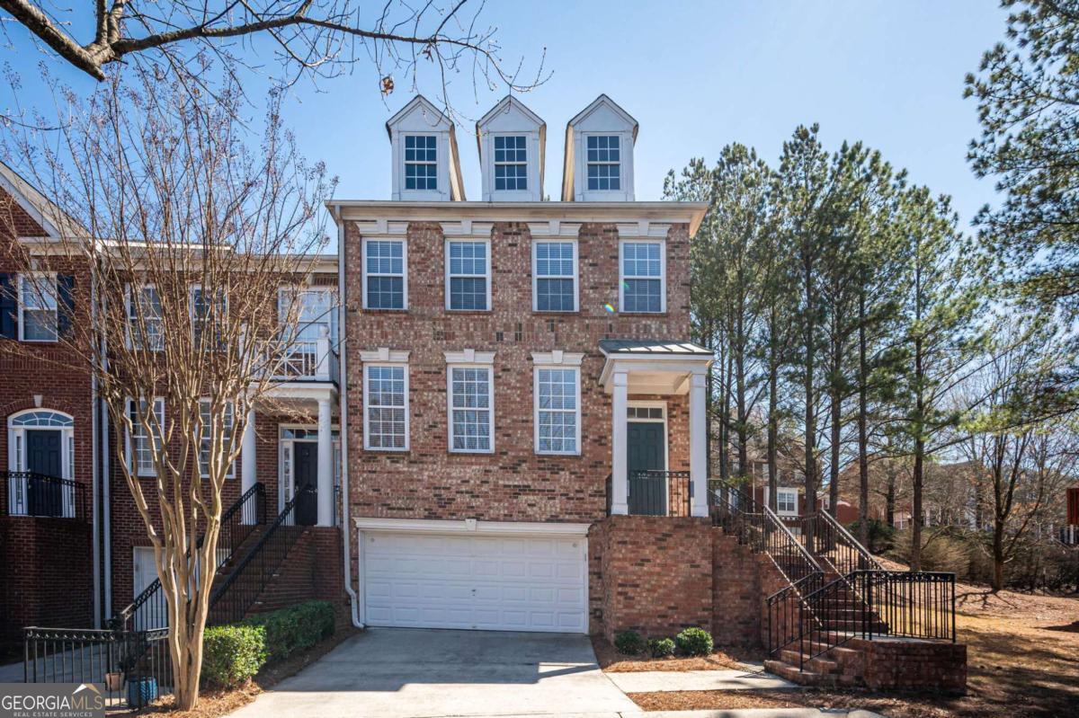 402 Iona Abbey Court Se Property Photo 1
