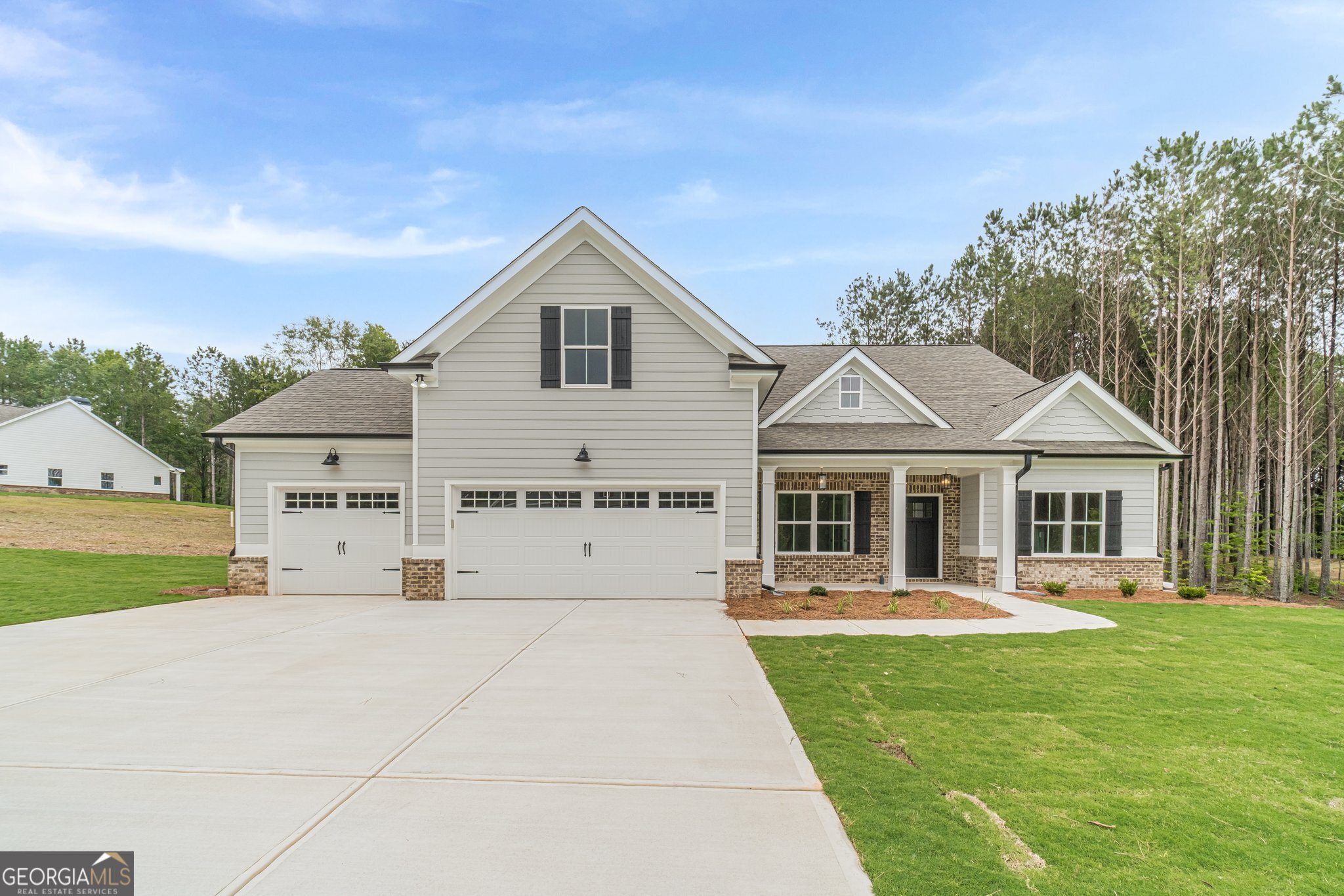 167 Pinewood Drive Property Photo 1