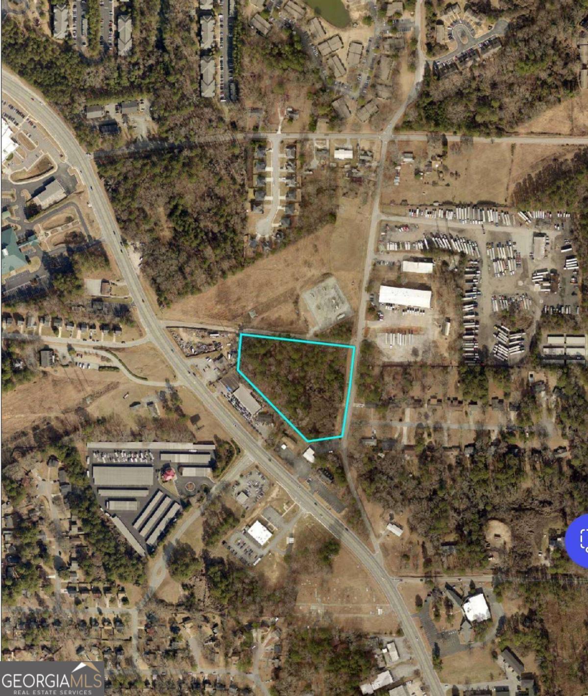 6275 Lees Mill Road W Property Photo