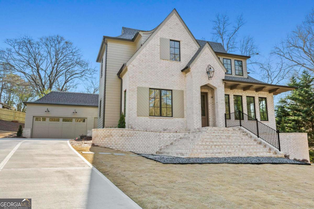 375 Chattahoochee Street Property Photo 1