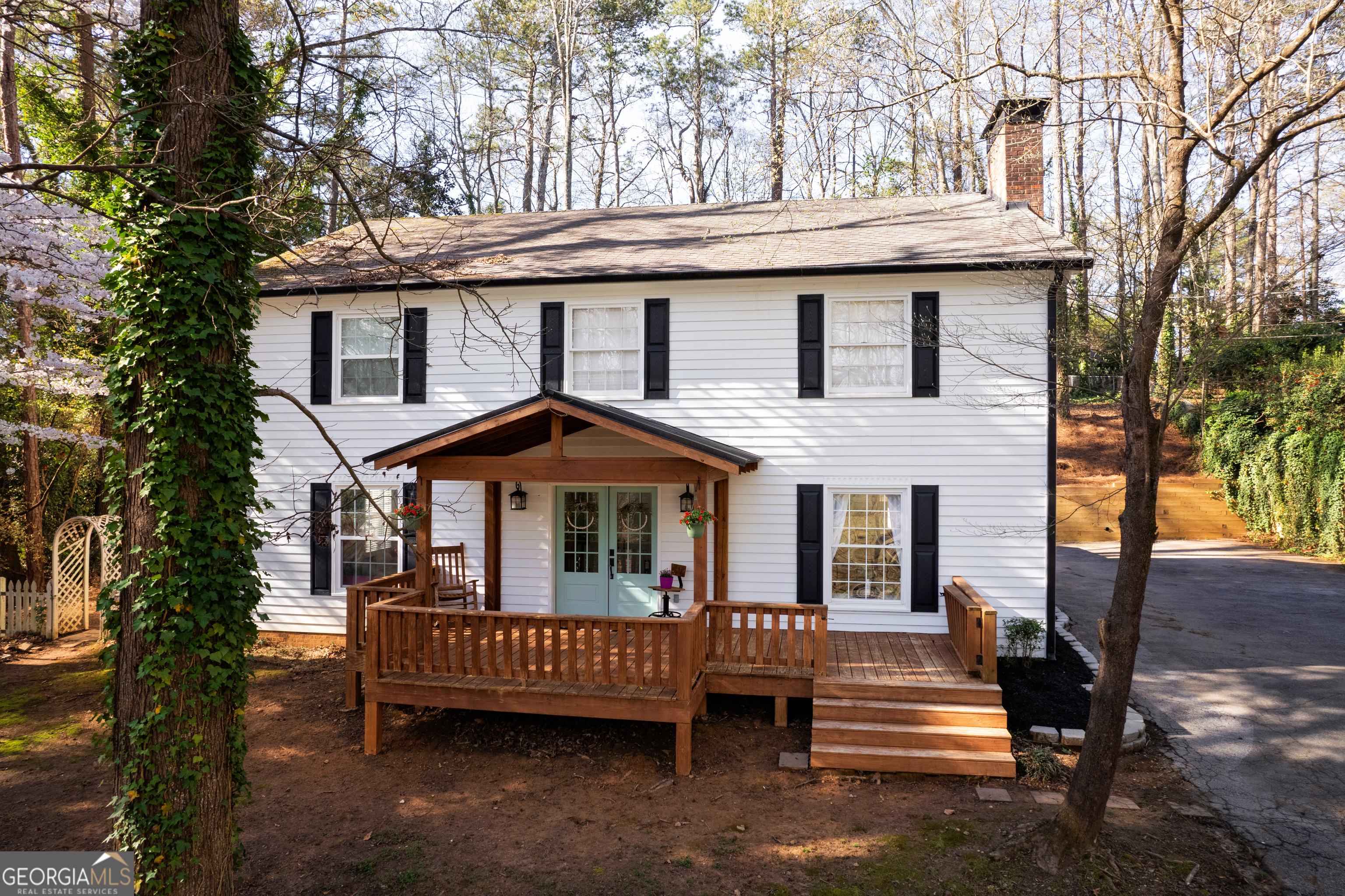 936 Springer Drive Property Photo