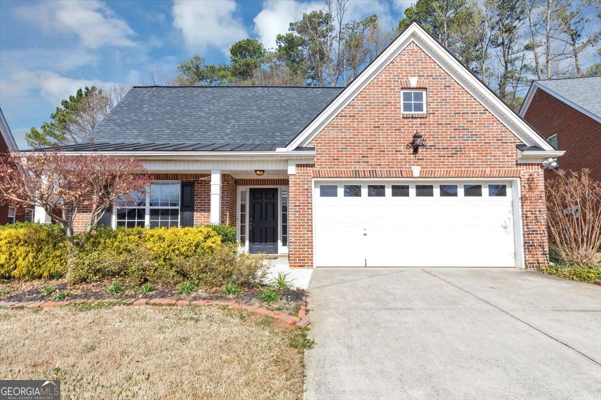 499 Bellbrook Lane Property Photo
