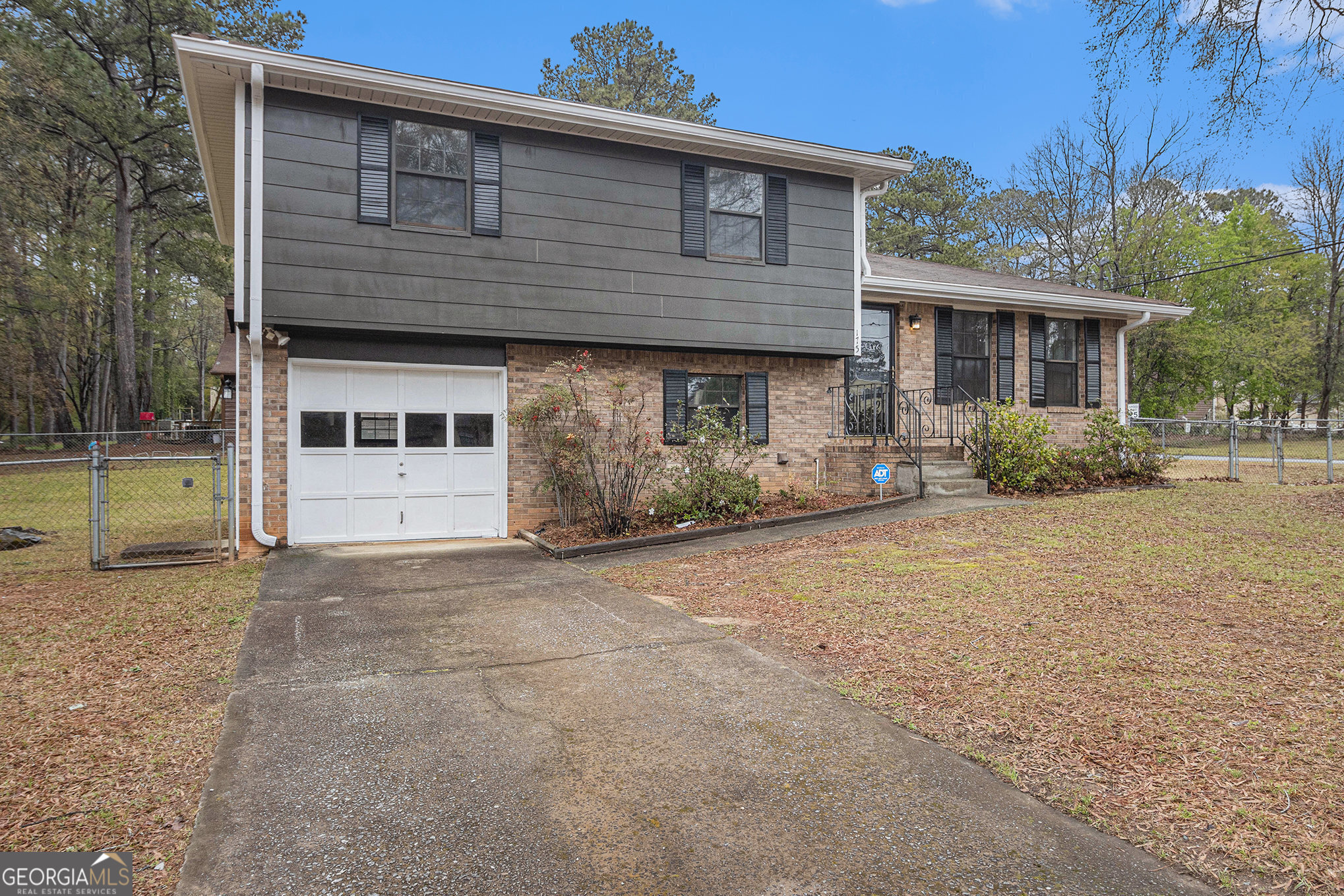 175 Slicky Rock Court Property Photo