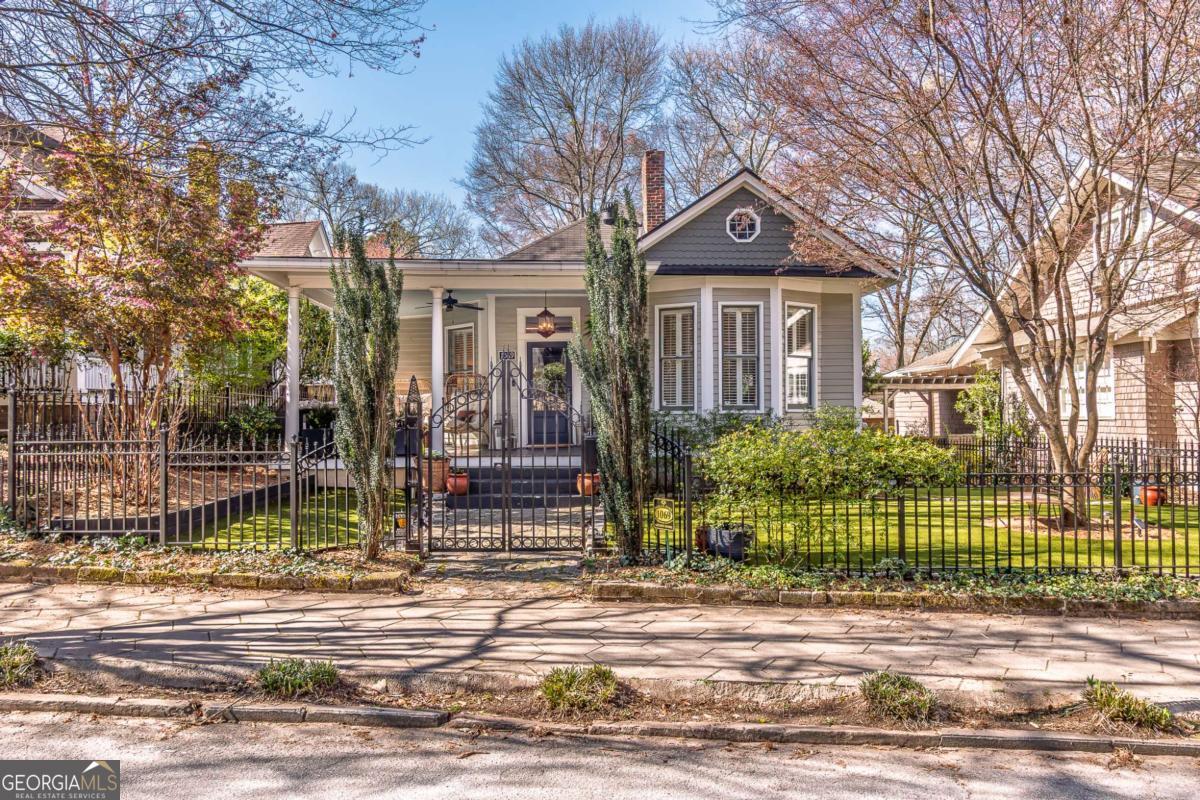 1069 Colquitt Avenue Ne Property Photo