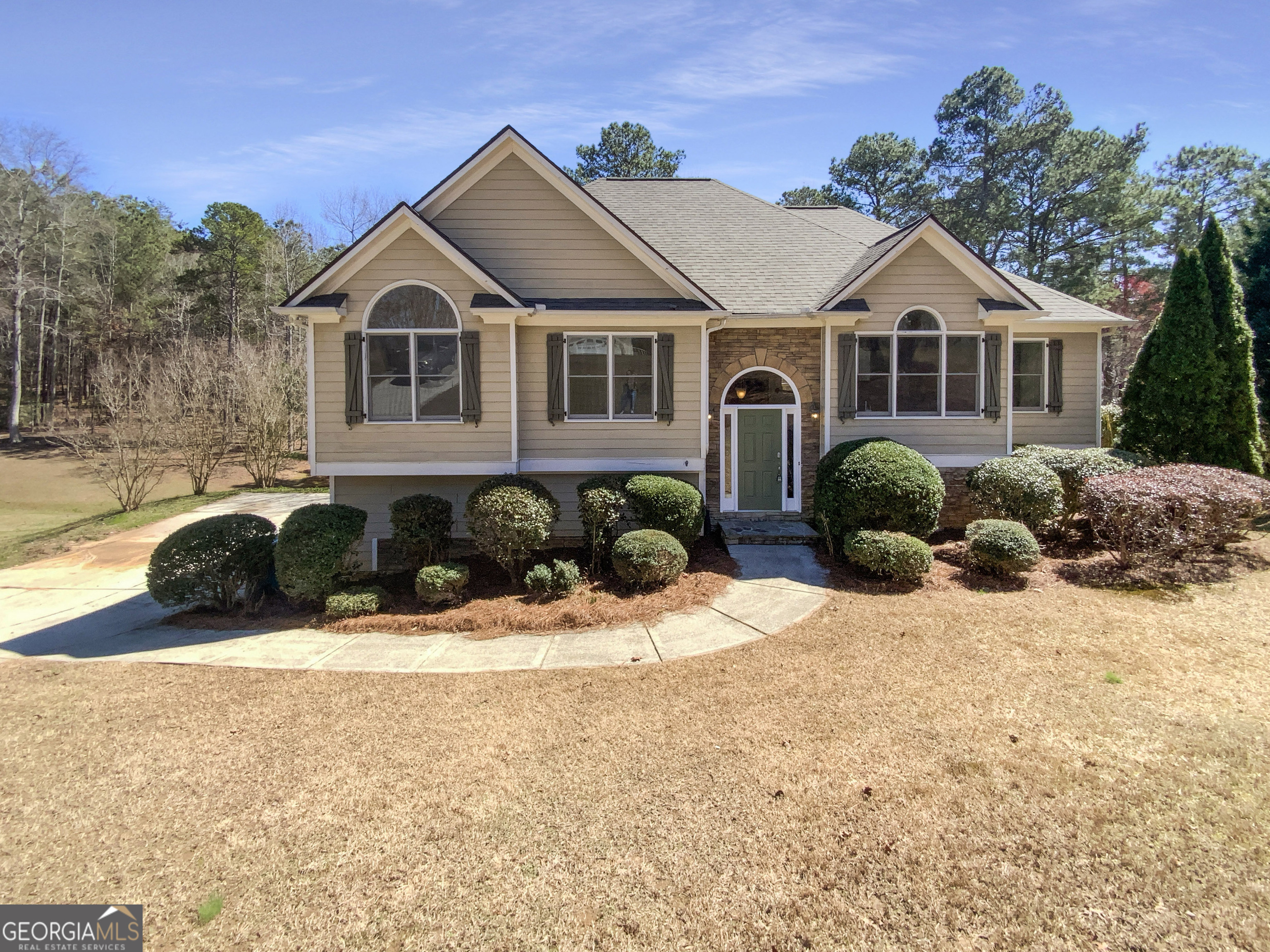 910 Cable Road Property Photo