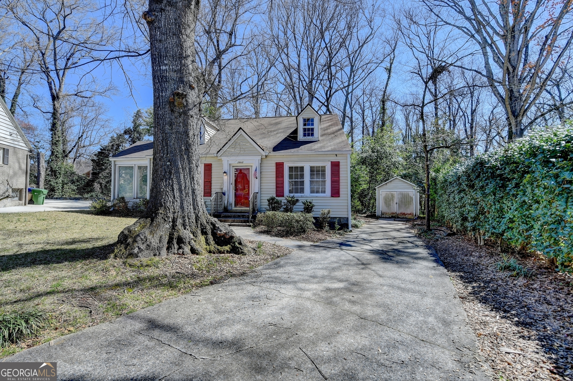 2953 Hardman Court Ne Property Photo 4