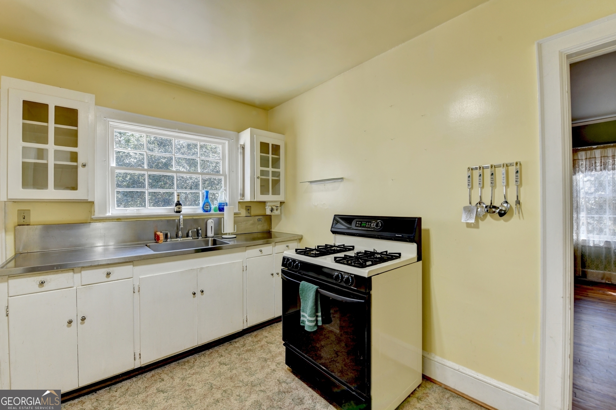 2953 Hardman Court Ne Property Photo 19