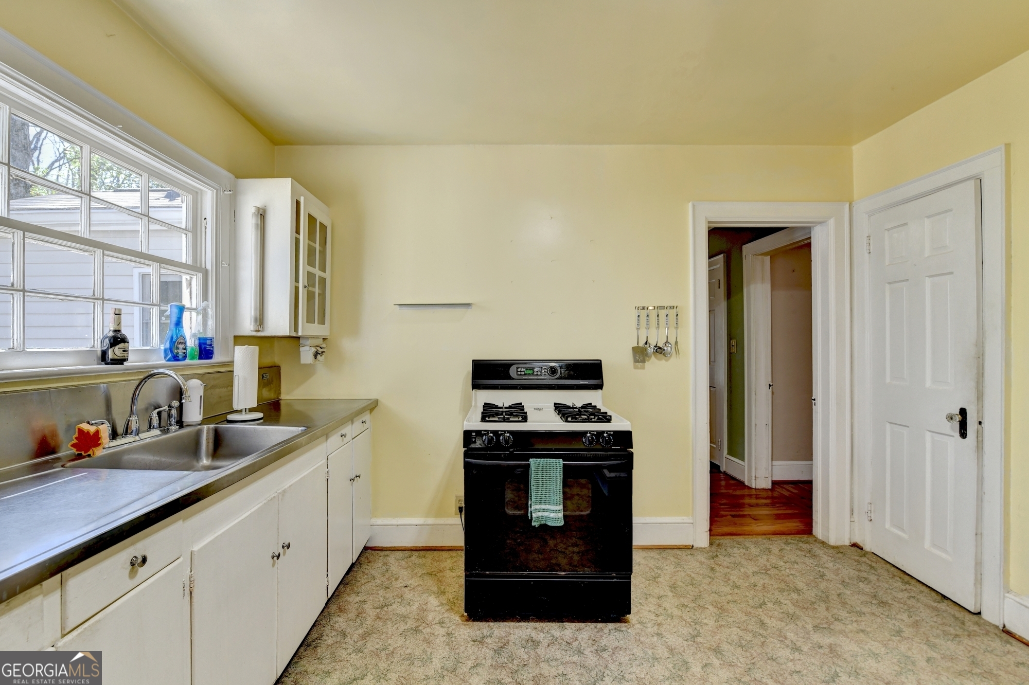 2953 Hardman Court Ne Property Photo 21