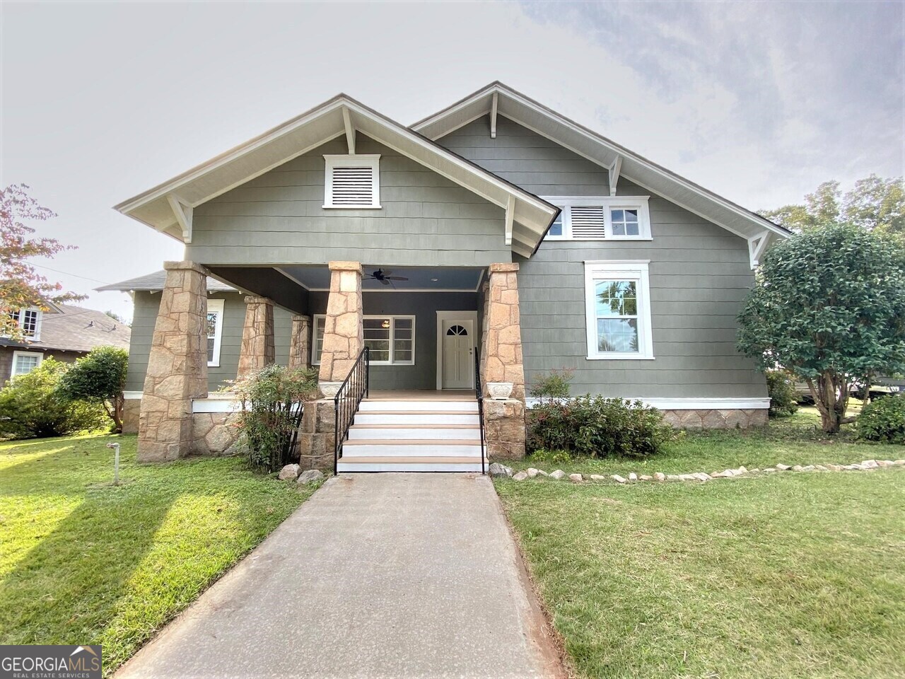 602 Lincoln Street Property Photo