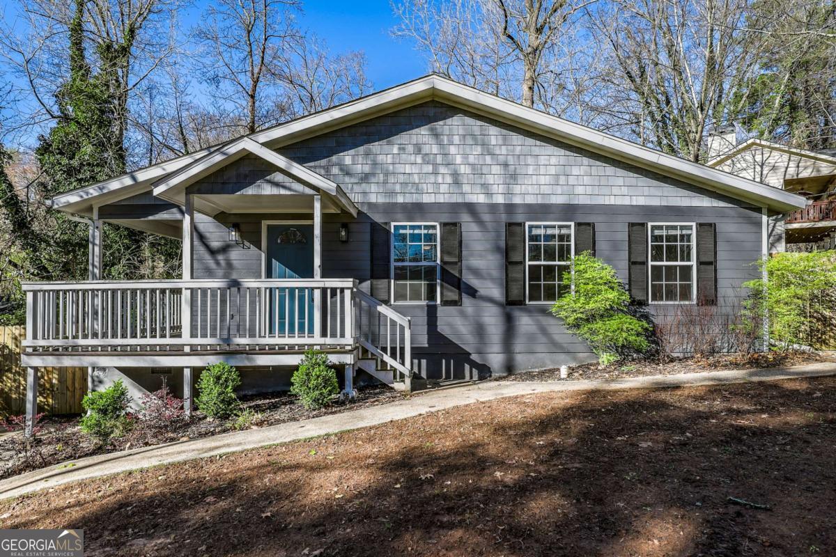 1825 Meadow Lane Property Photo