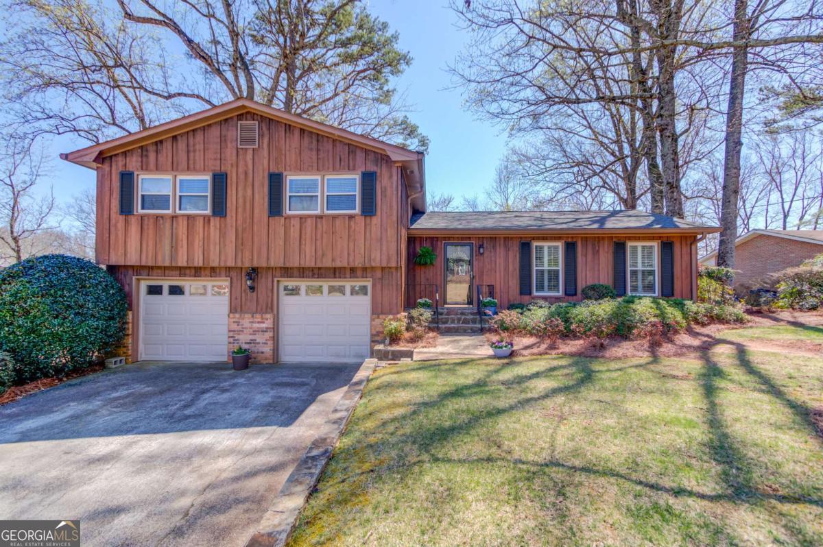 2685 Whippoorwill Circle Property Photo