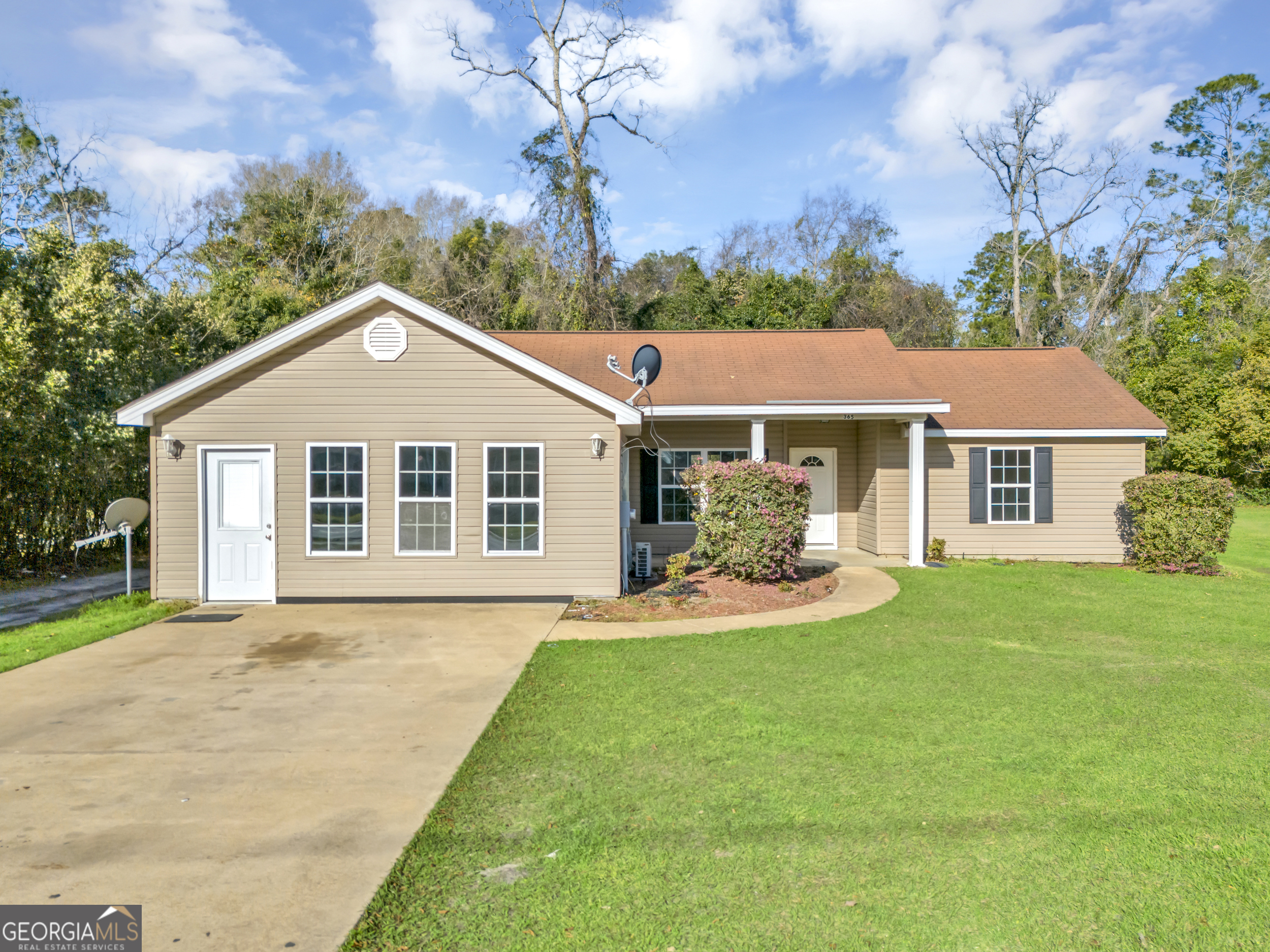 Pelham Real Estate Listings Main Image