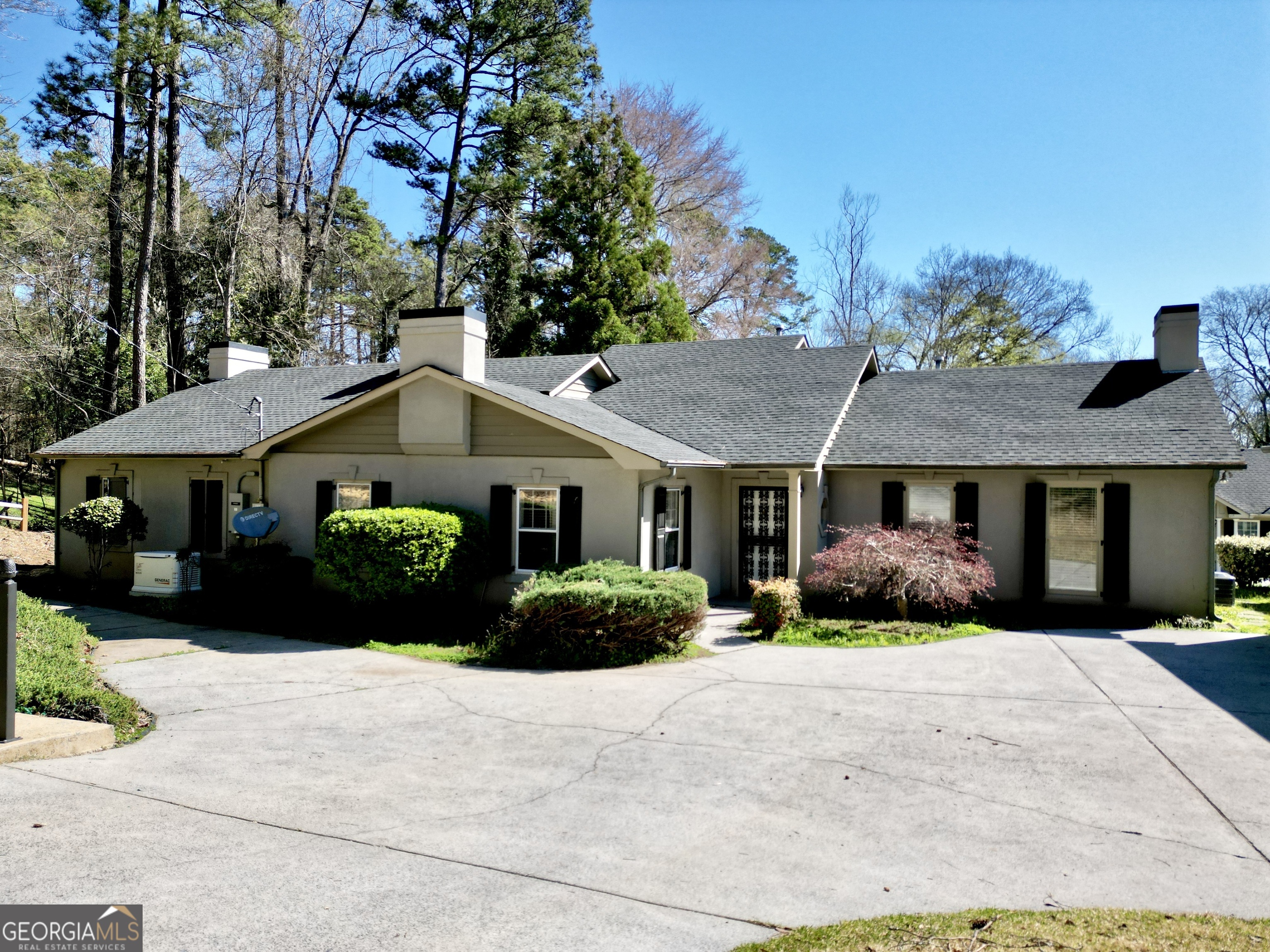 320 Featherston Road Sw Property Photo