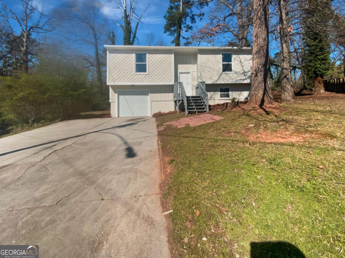 5216 Sweet Air Lane Property Photo