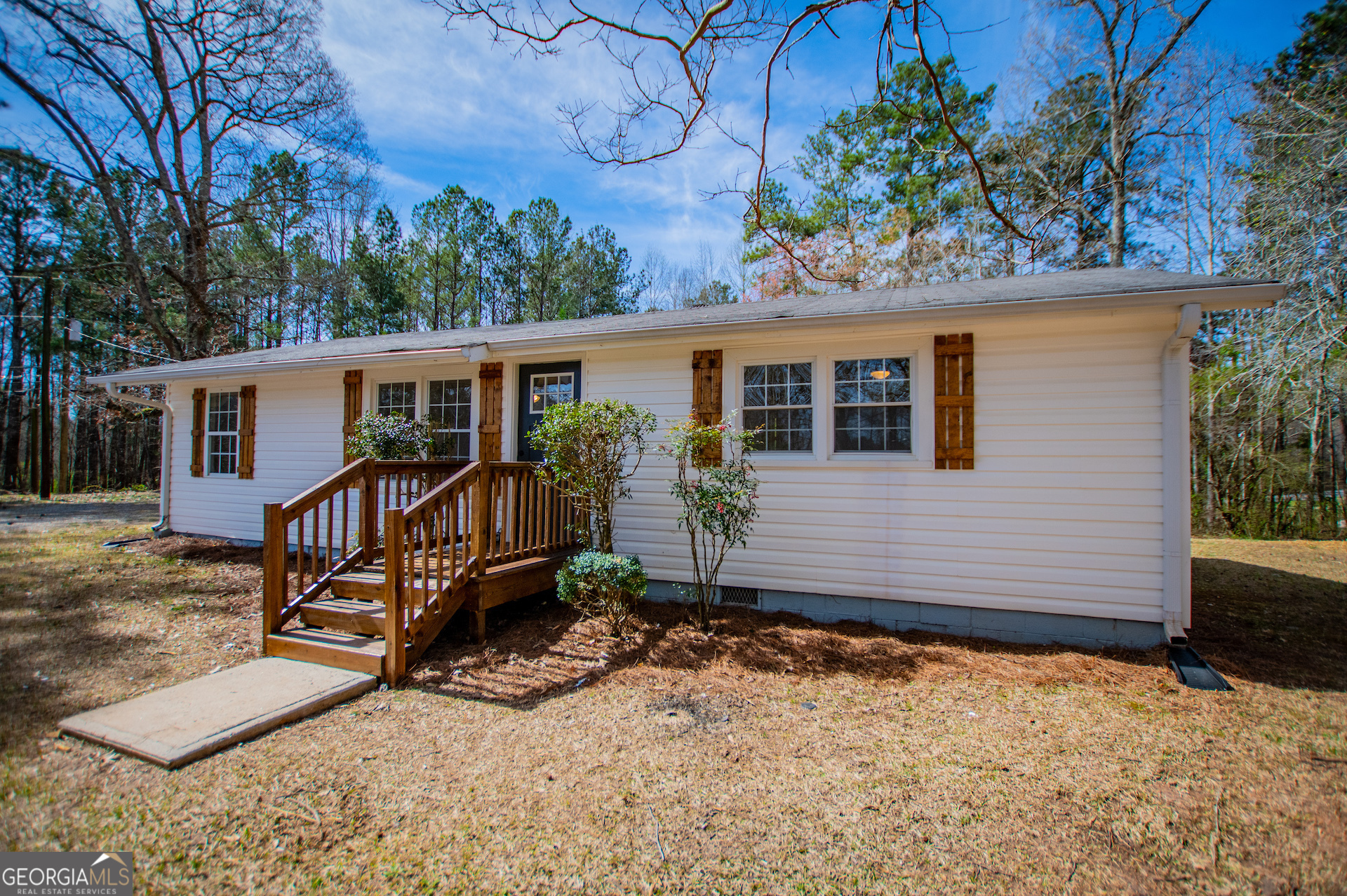 2755 Lovvorn Road Property Photo