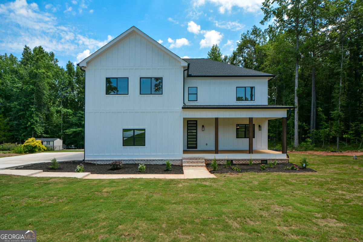 105 Lake Chase Drive S Property Photo
