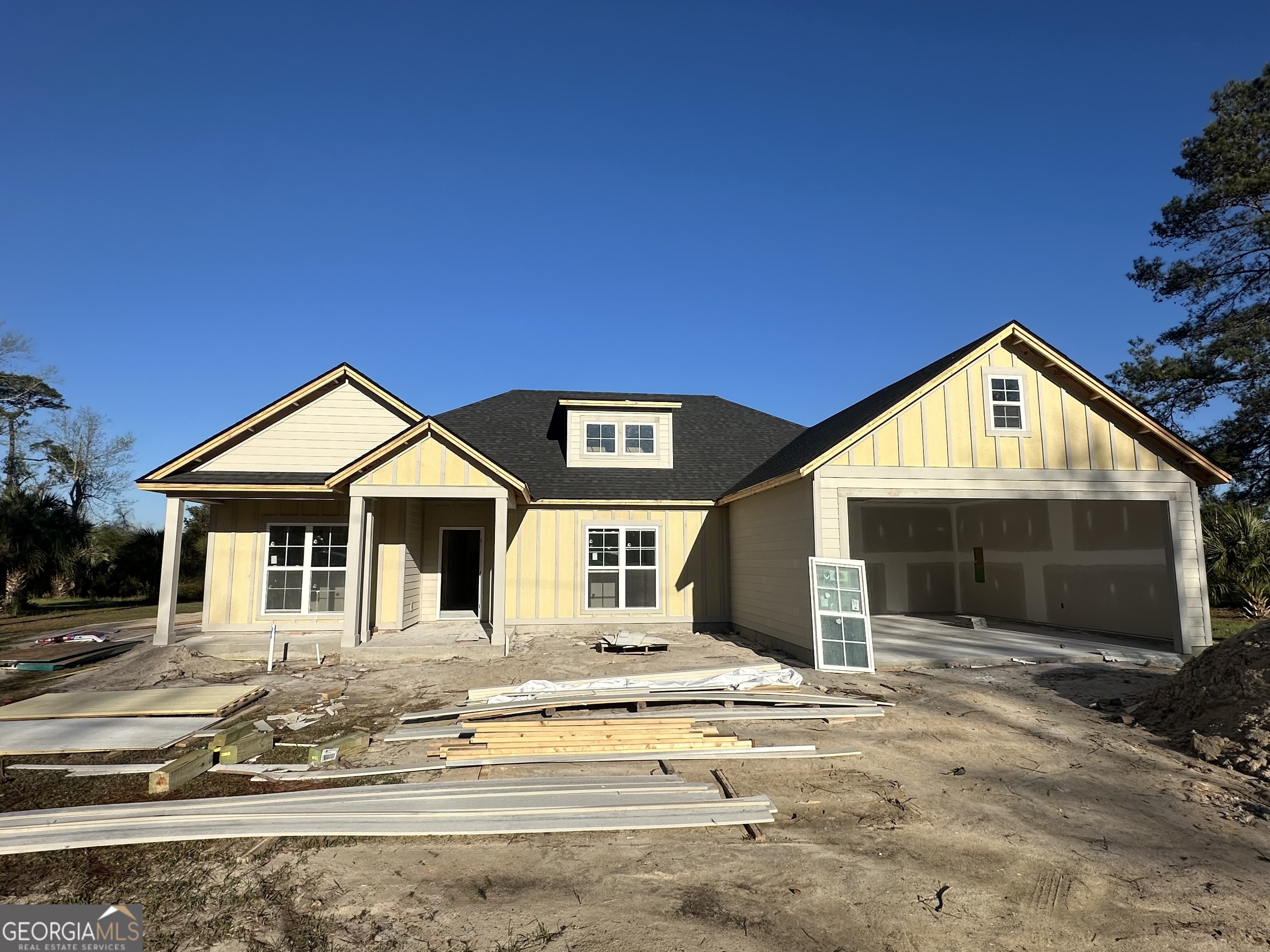 1805 Iris Street Property Photo
