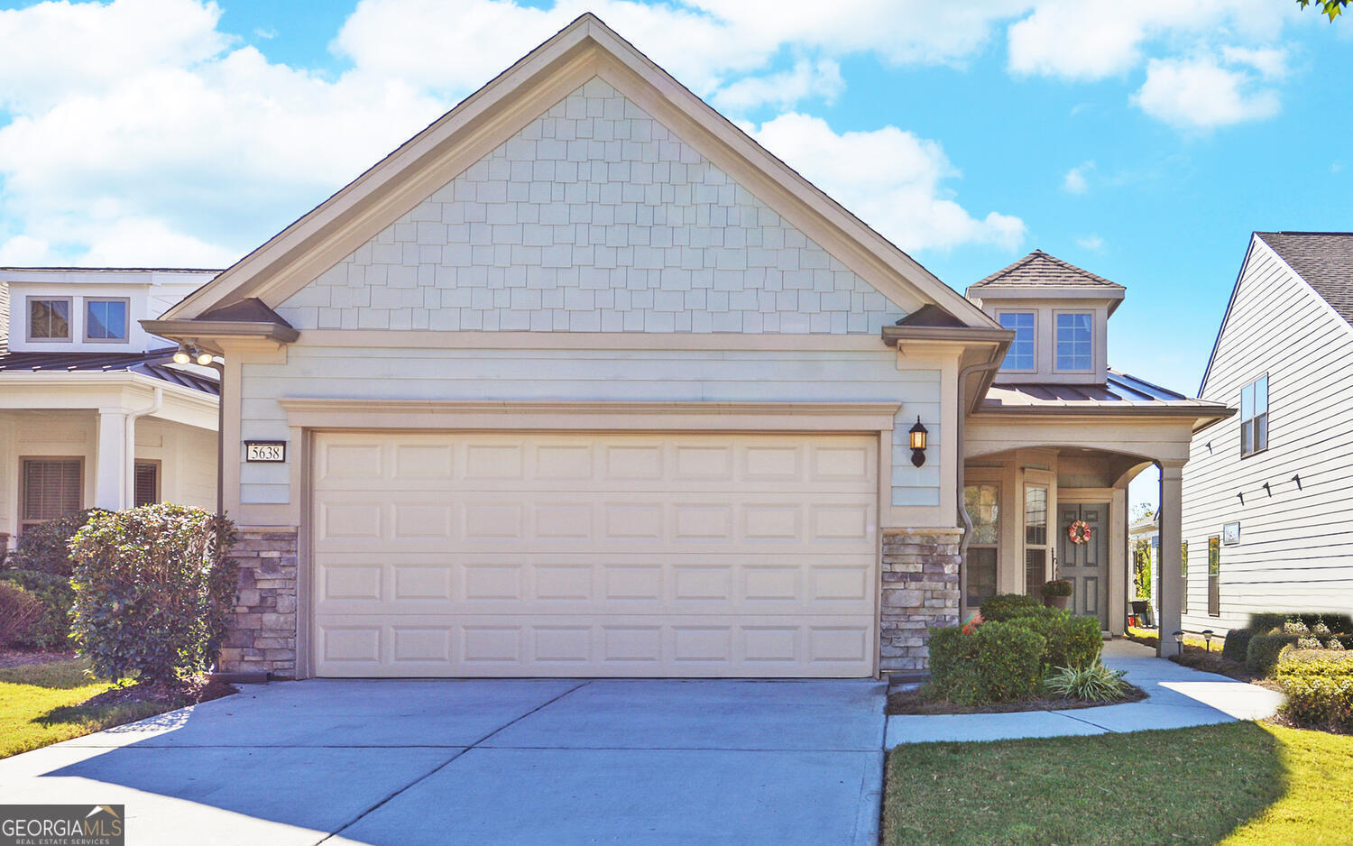 5638 Maple Bluff Way Property Photo 1