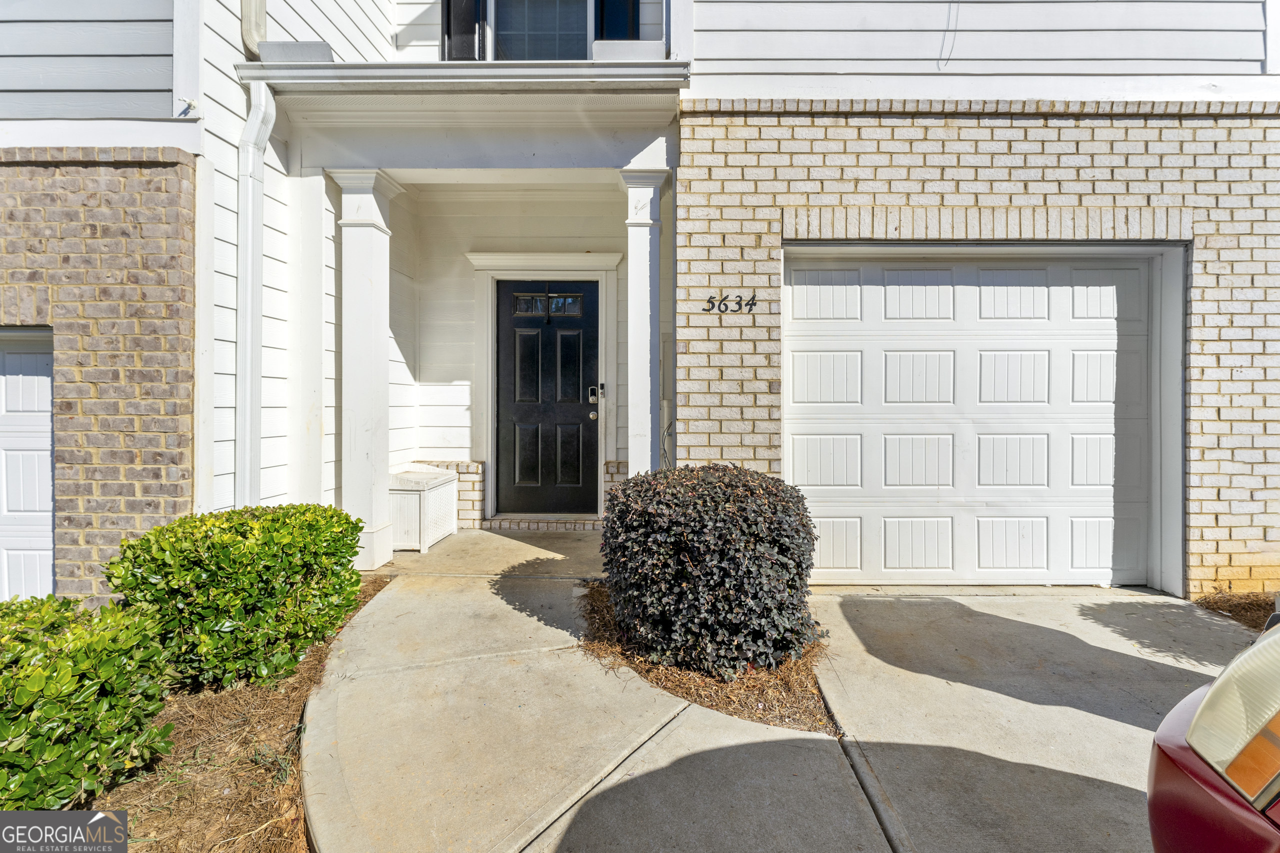 5634 Union Pointe Drive Property Photo