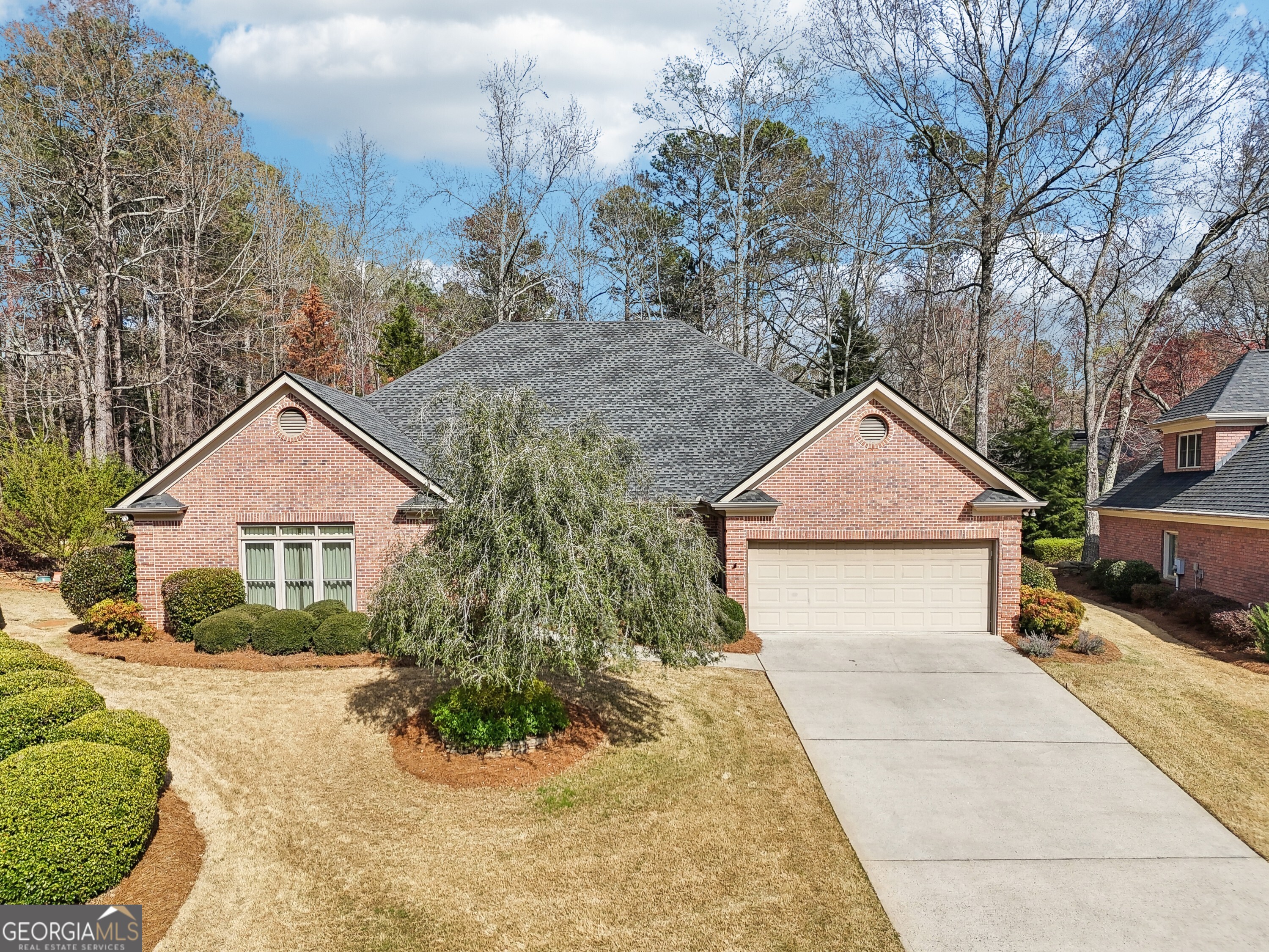 1120 Grace Hill Drive Property Photo 1