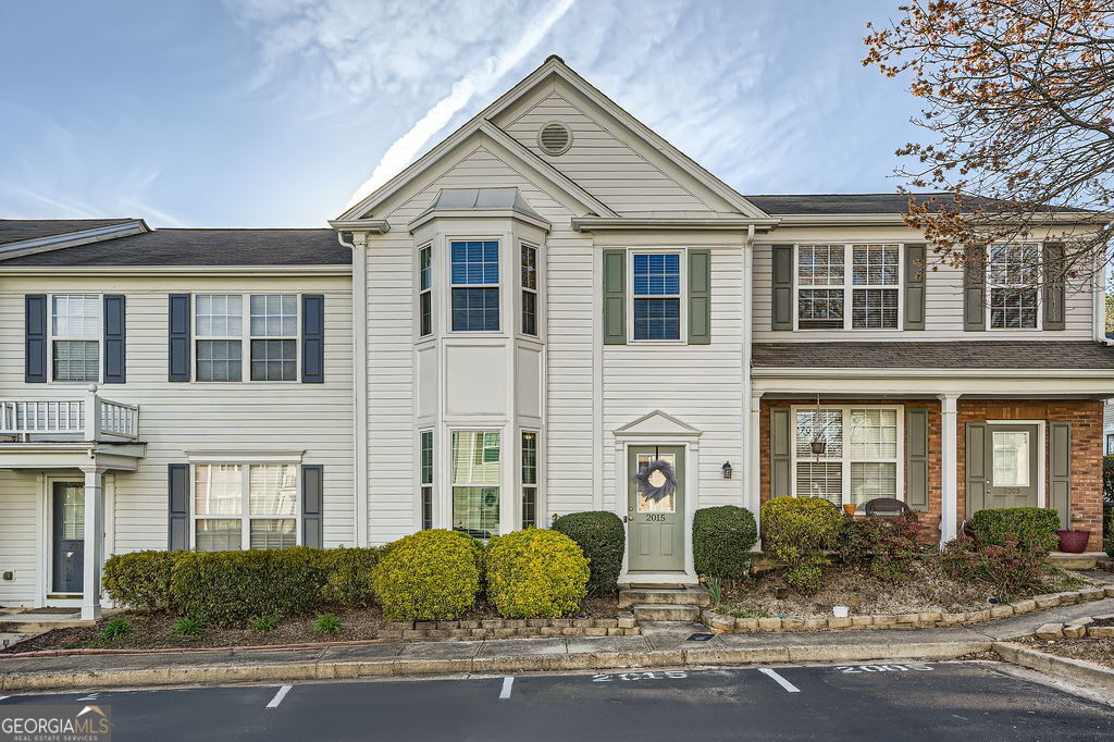 2015 Kilmington Square Property Photo 1