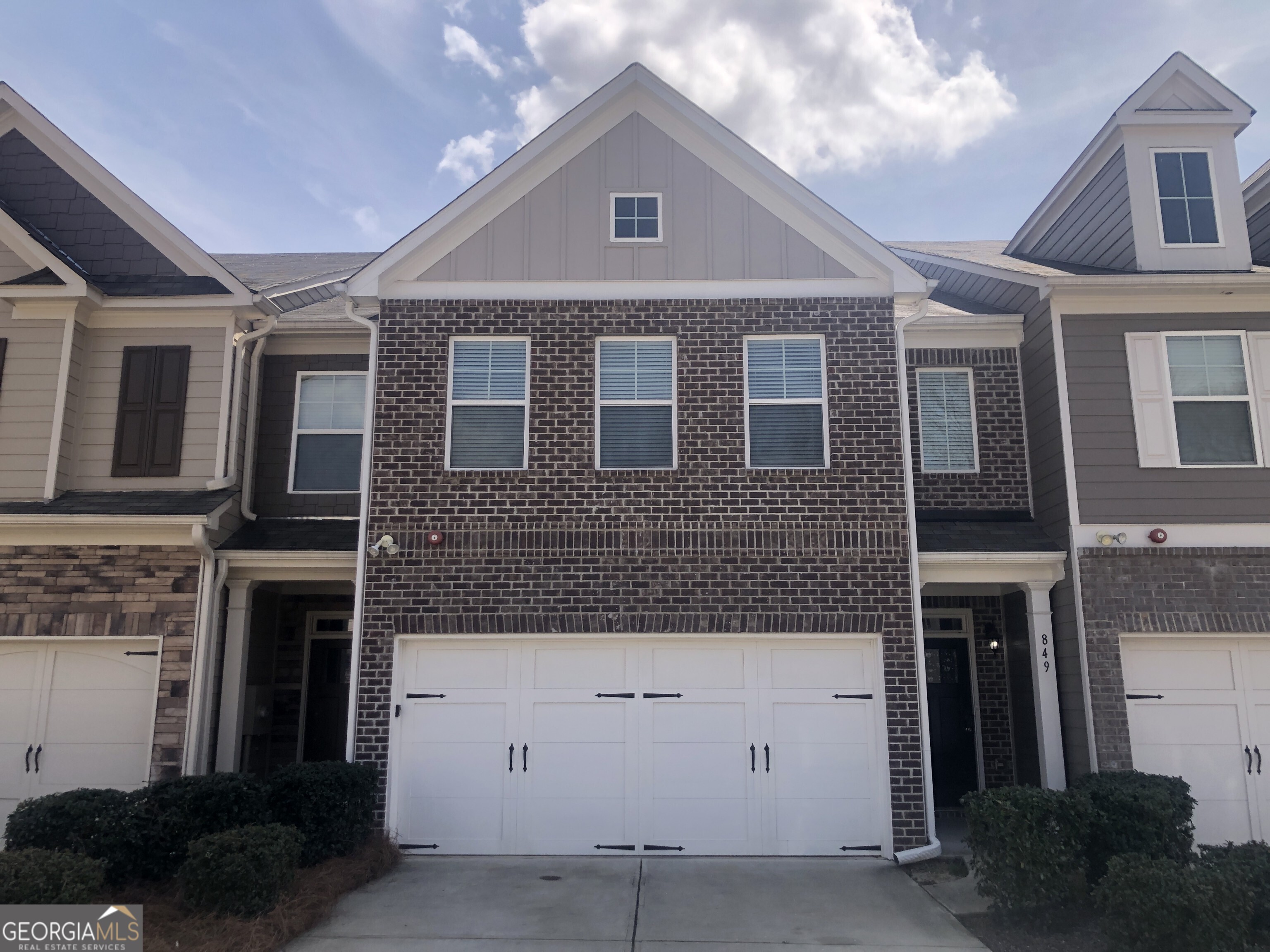 849 Arbor Crowne Drive Property Photo 1