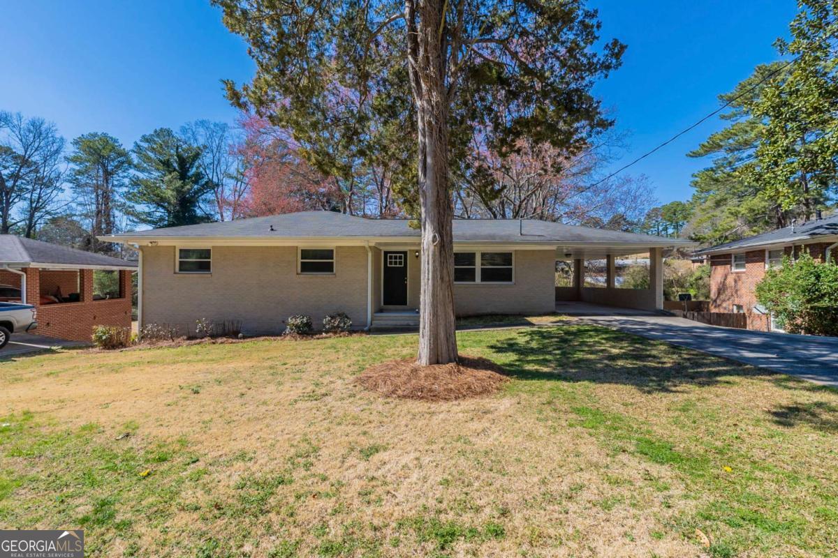 2167 Kilarney Road Property Photo 1