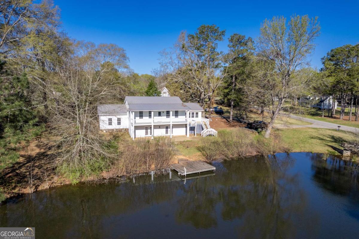 1050 Eugene Lane Property Photo