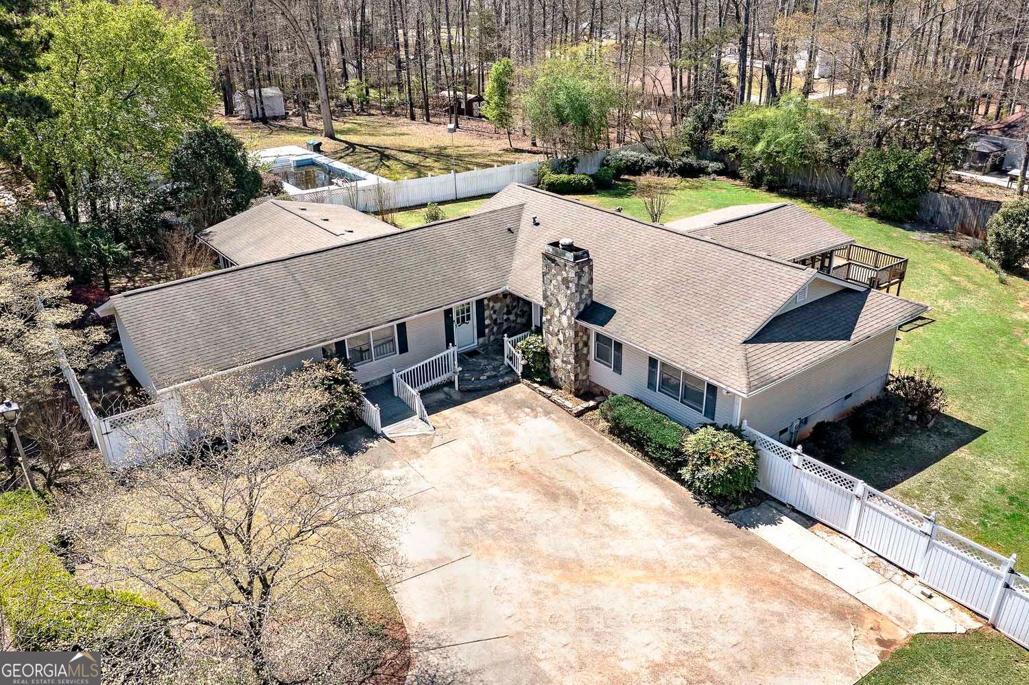 115 Heritage Circle Property Photo
