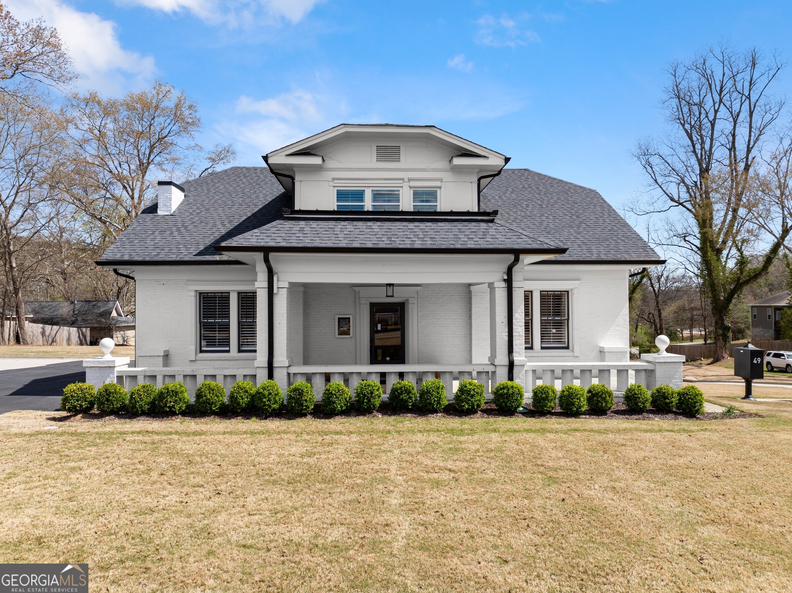 35 First Street Property Photo