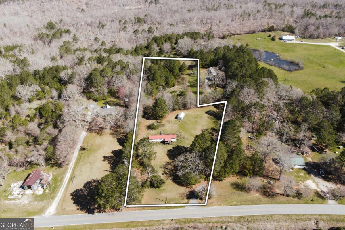 887 Lexington Road Property Photo