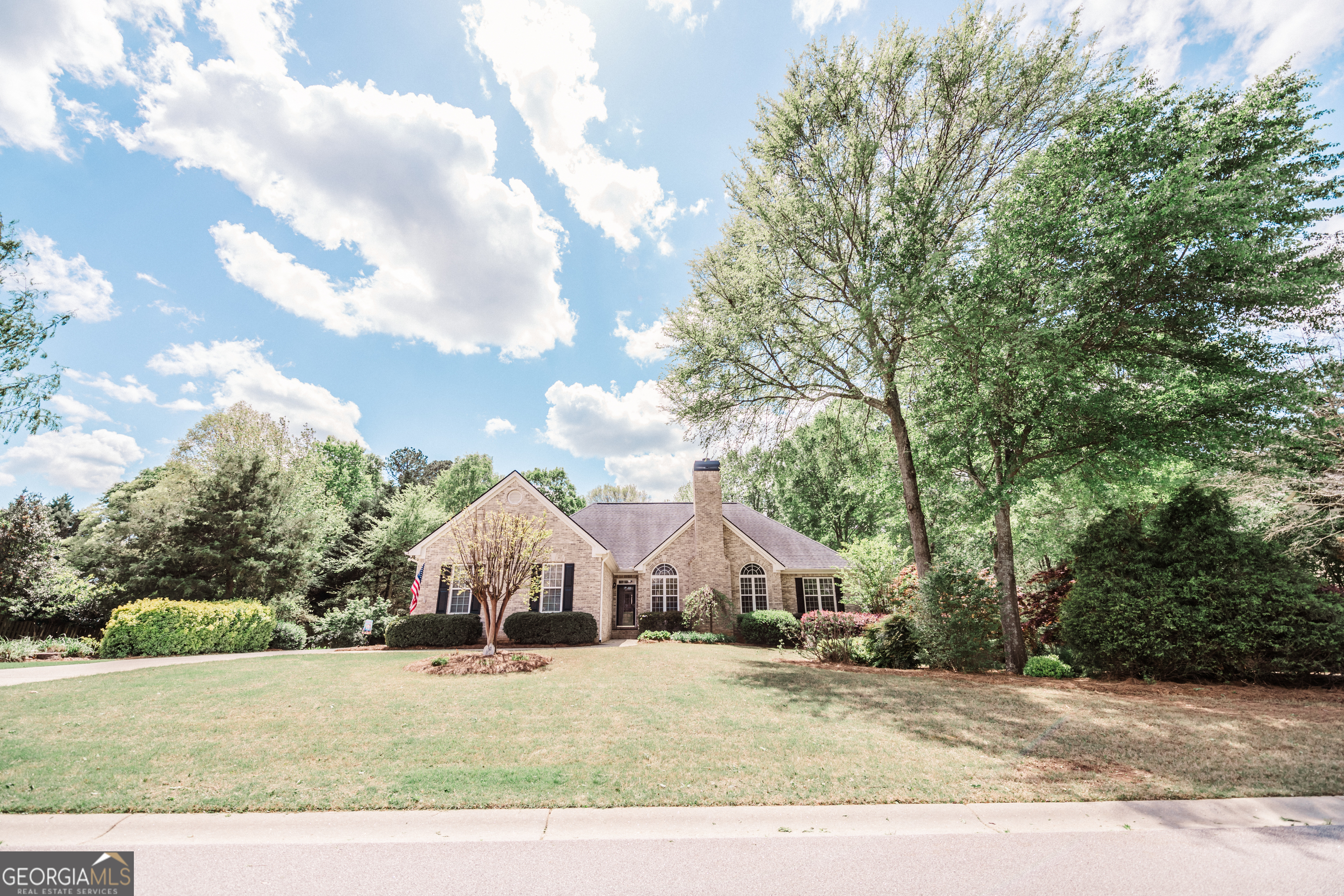 161 Southampton Circle Property Photo