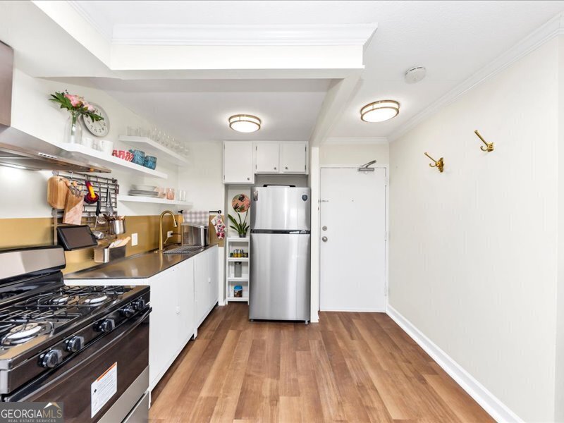 2285 Peachtree Road Ne # 803 Property Photo