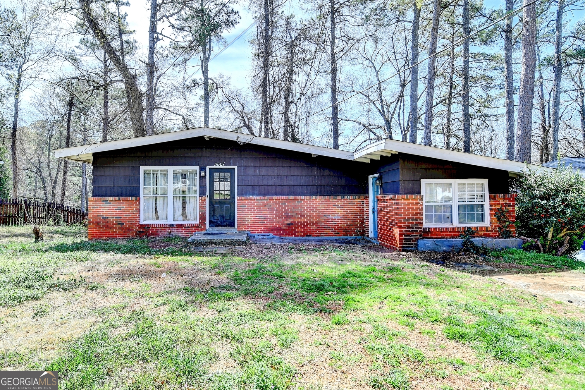 3007 Pasadena Drive Property Photo 1