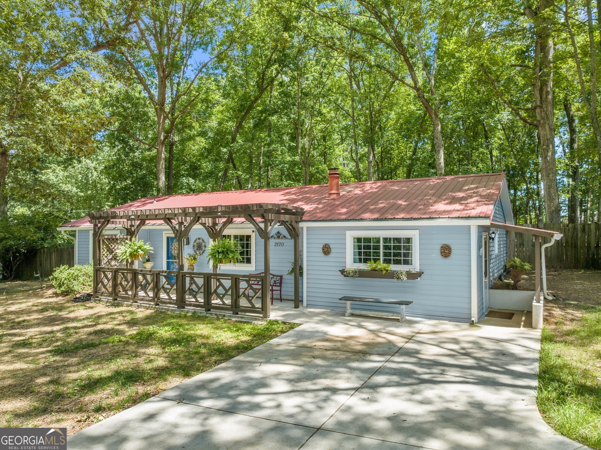 2170 Pete Dickens Road Property Photo