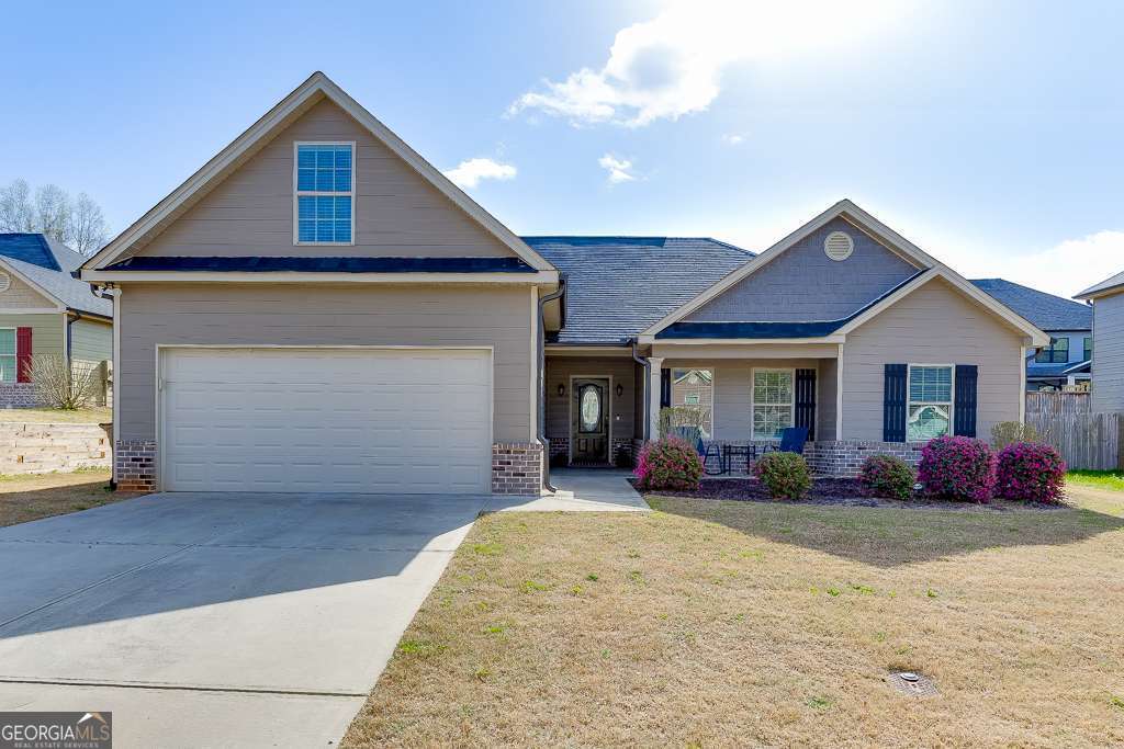 101 Peak Court Property Photo