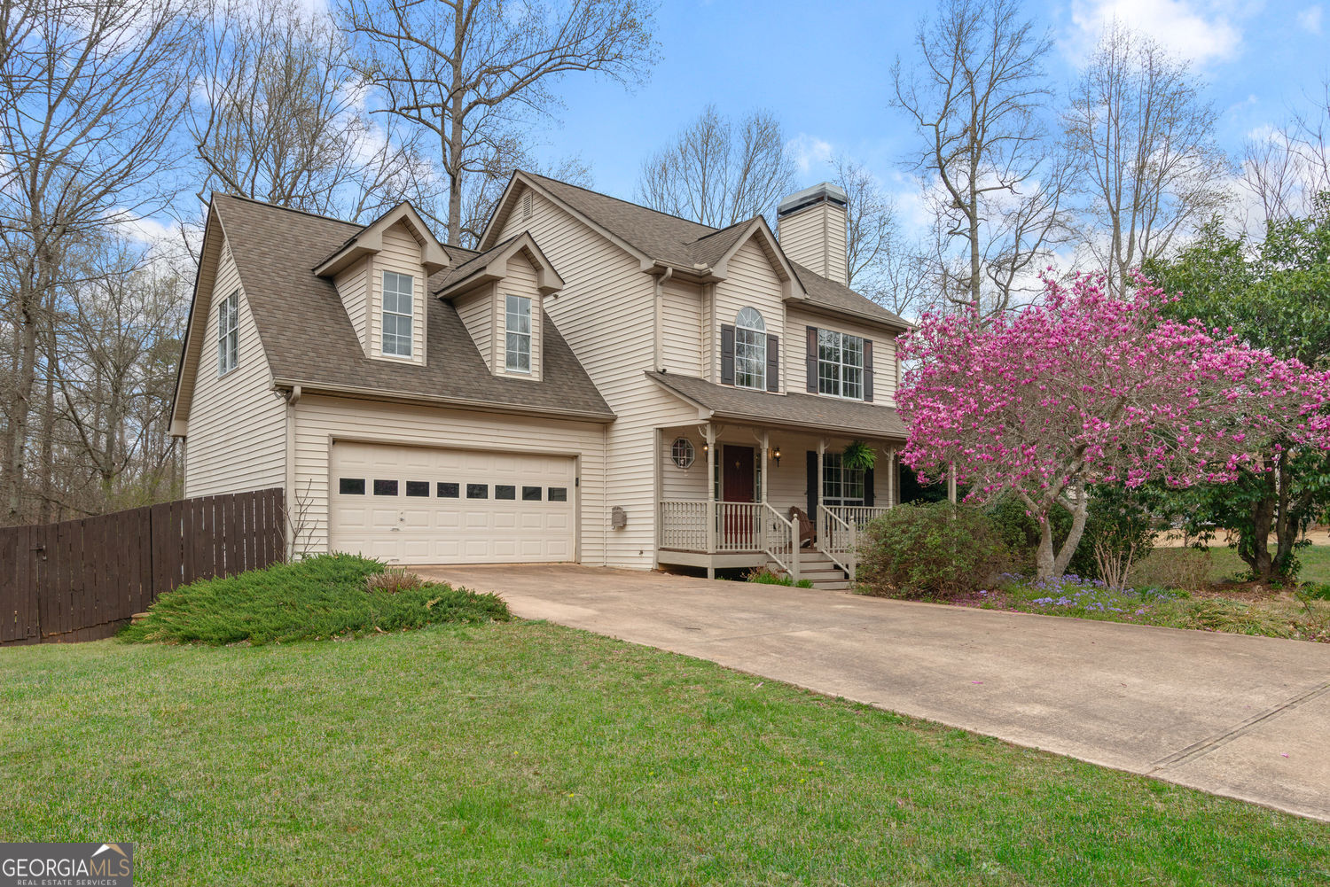 30040 Real Estate Listings Main Image